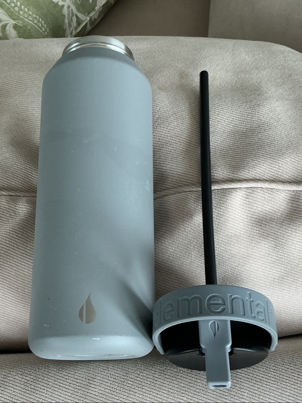 TAG Elemental Matte Gray Water Bottle with Straw Lid